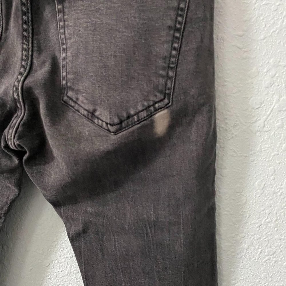 H&M Divided Gray Distressed Busted Knee Jeans 28 - Picture 4 of 9